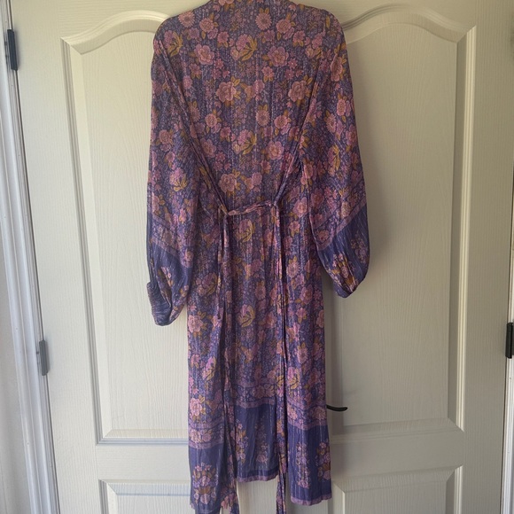 Spell & gypsy Juniper robe NWT UFT purple gold boho s/m - Picture 3 of 3